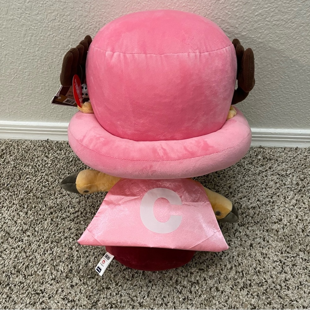 🌸 NEW - Round 1 Exclusive Chopper One Piece Anime Plush - Picture 5 of 6
